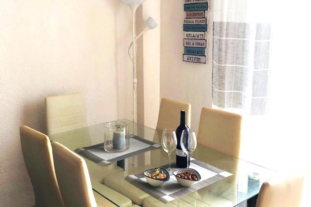 Apartment With Pool & Balcony Less Than 10Min Walk To La Mata Beach! Torrevieja Exterior foto