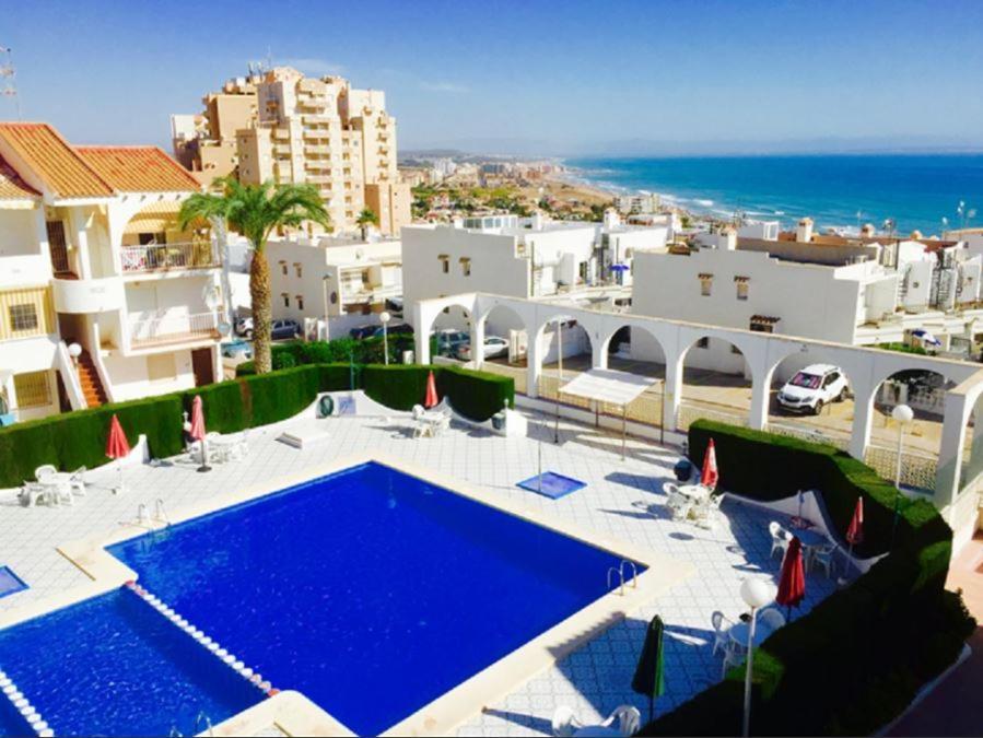 Apartment With Pool & Balcony Less Than 10Min Walk To La Mata Beach! Torrevieja Exterior foto