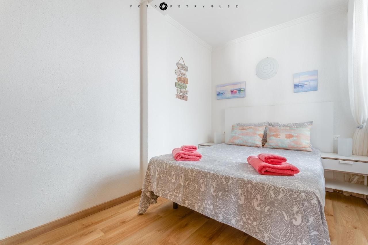Apartment With Pool & Balcony Less Than 10Min Walk To La Mata Beach! Torrevieja Exterior foto